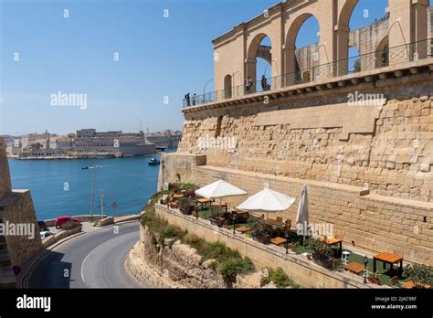 lower barrakka gardens valletta